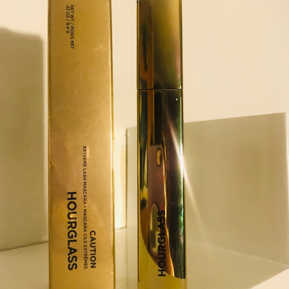 Hourglass Caution Mascara